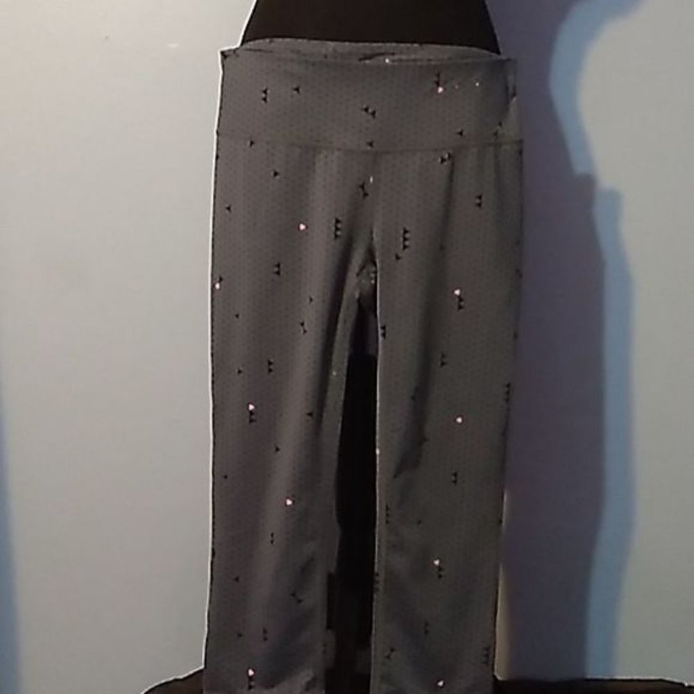 GAP Fit Gray Yoga Capris, S - Picture 6 of 6